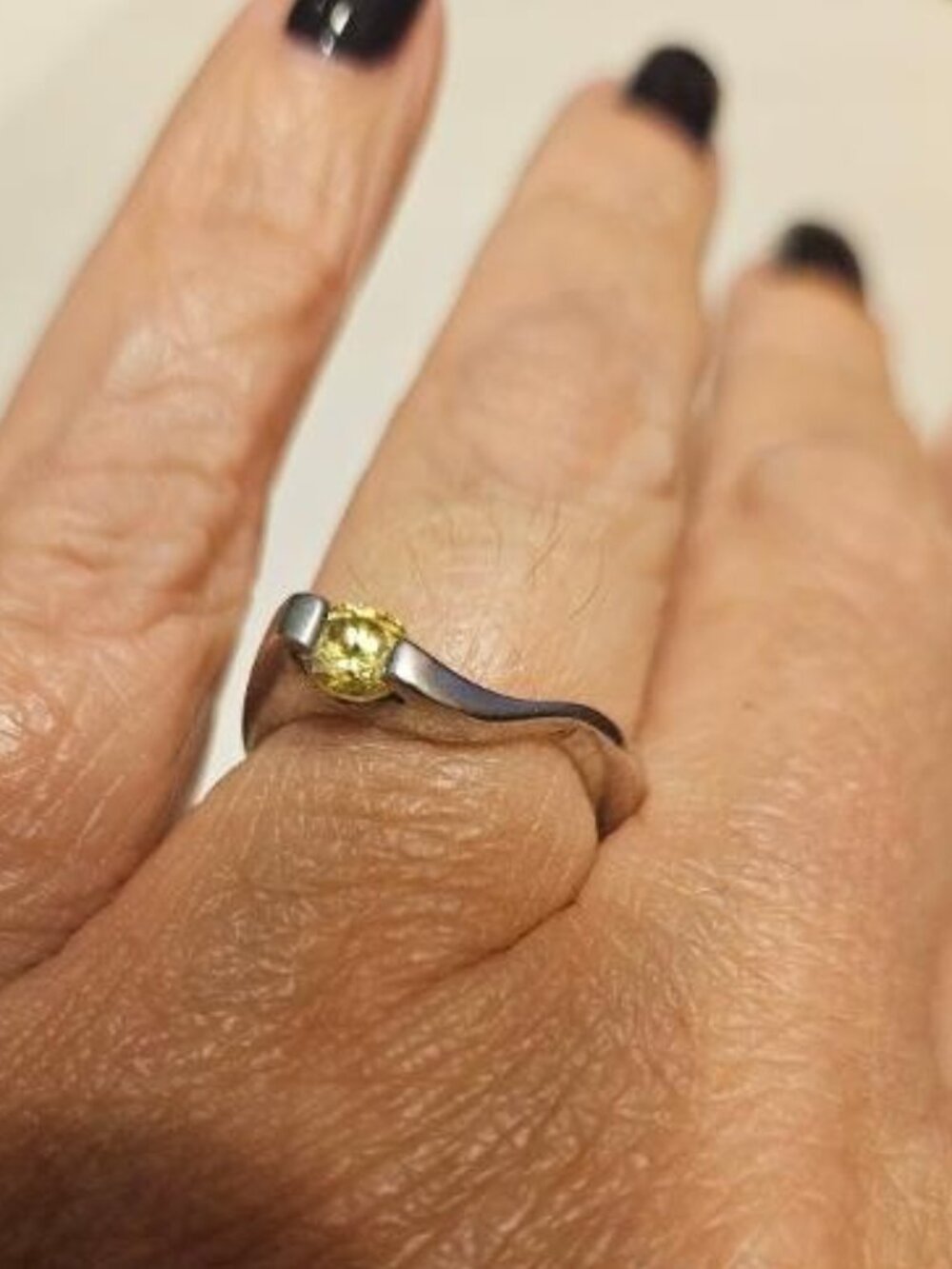 Beautiful Silver Stackable Ring Size 7 - Picture 6 of 12